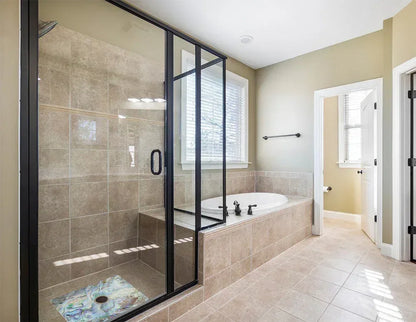 Shower Mat (w/ Drain Hole) - Kahuna Grip