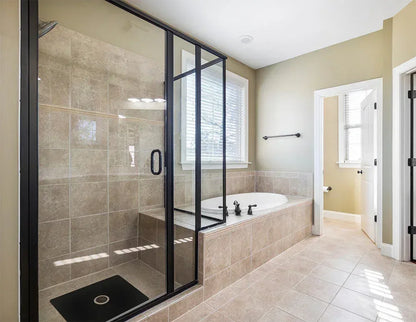 Shower Mat (w/ Drain Hole) - Kahuna Grip