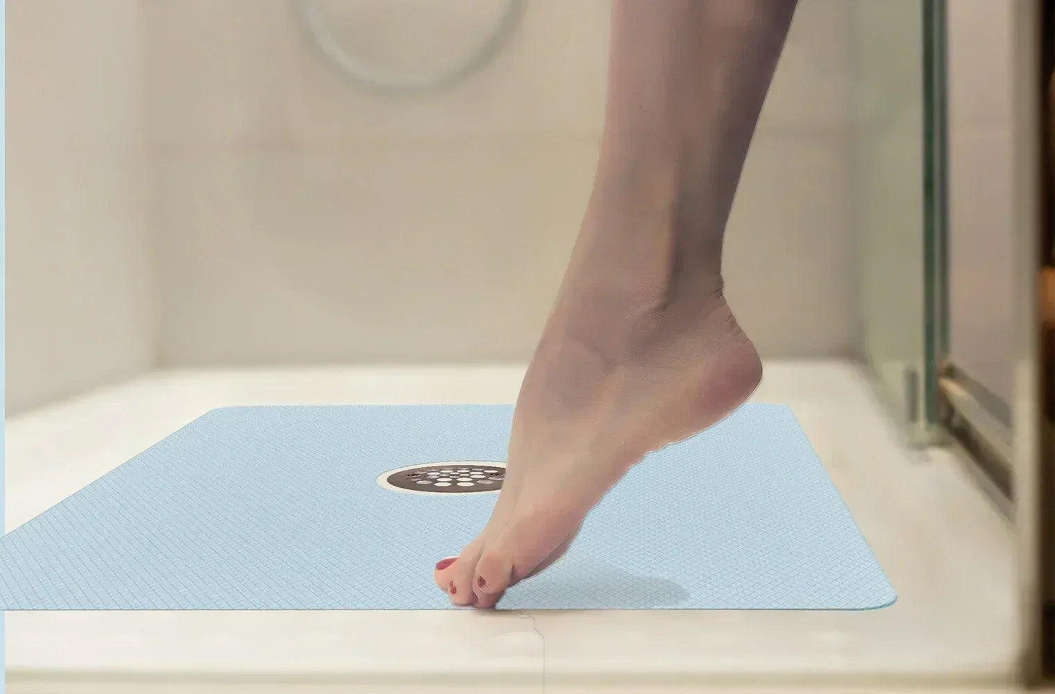 Shower Mat (w/ Drain Hole) - Kahuna Grip