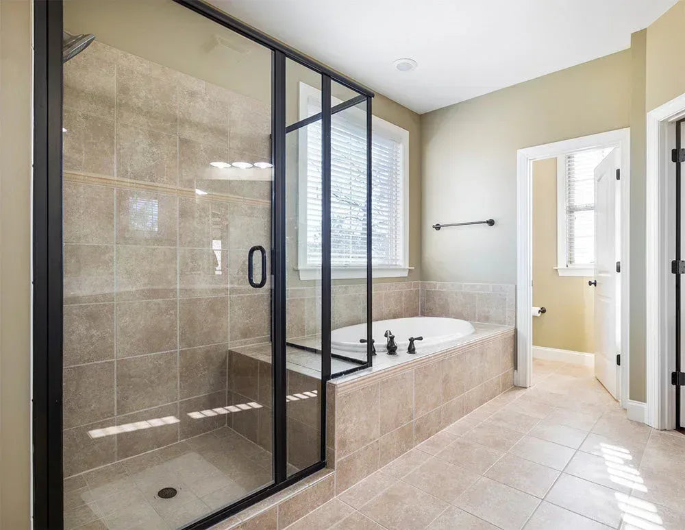 Shower Mat (w/ Drain Hole) - Kahuna Grip