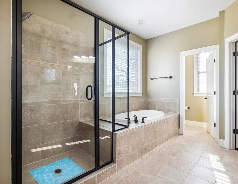 Shower Mat (w/ Drain Hole) - Kahuna Grip