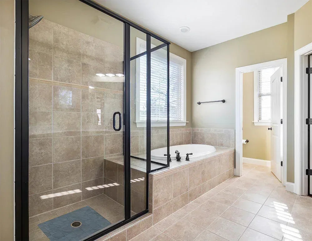 Shower Mat (w/ Drain Hole) - Kahuna Grip