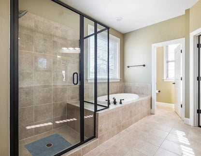 Shower Mat (w/ Drain Hole) - Kahuna Grip