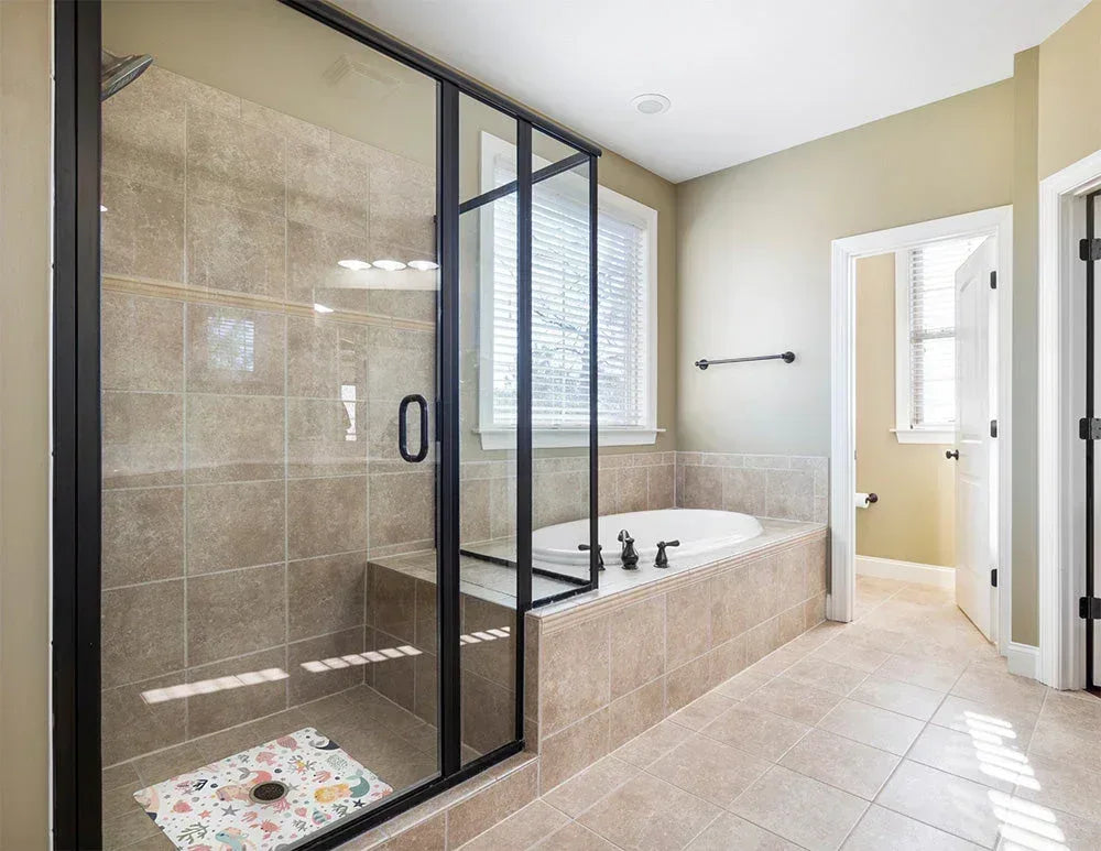 Shower Mat (w/ Drain Hole) - Kahuna Grip