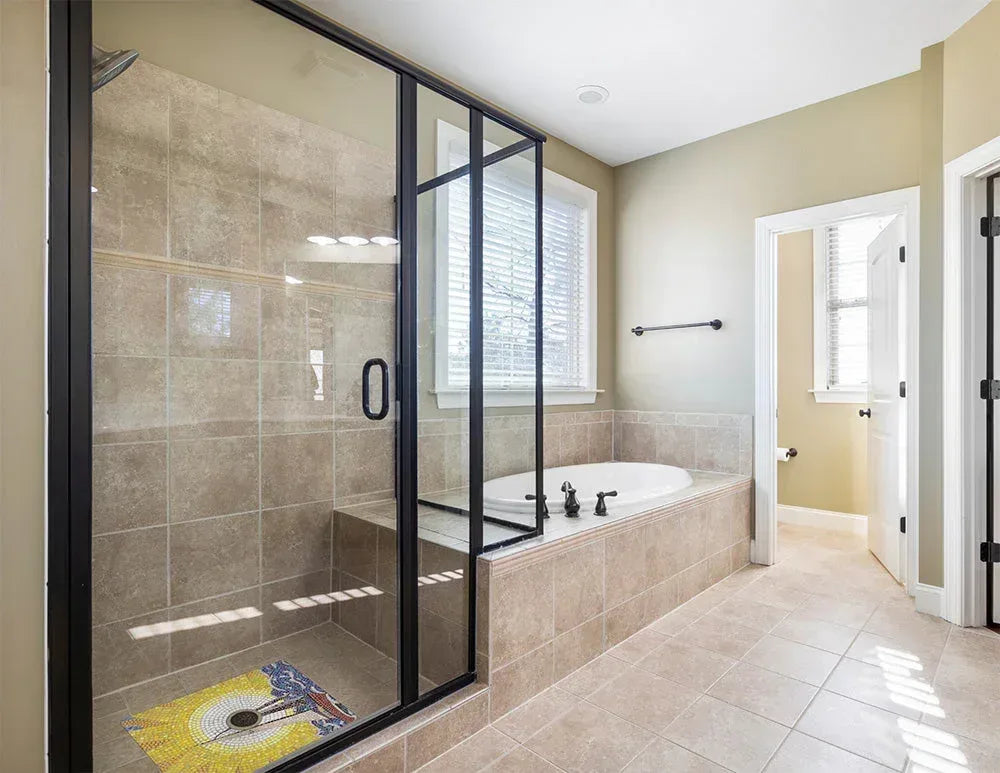 Shower Mat (w/ Drain Hole) - Kahuna Grip