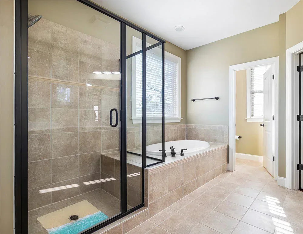 Shower Mat (w/ Drain Hole) - Kahuna Grip