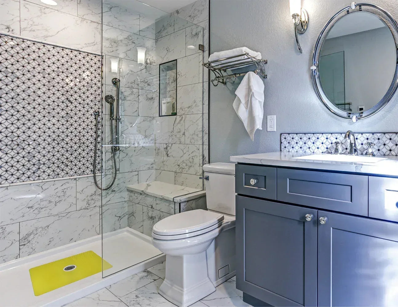 Shower Mat (w/ Drain Hole) - Kahuna Grip